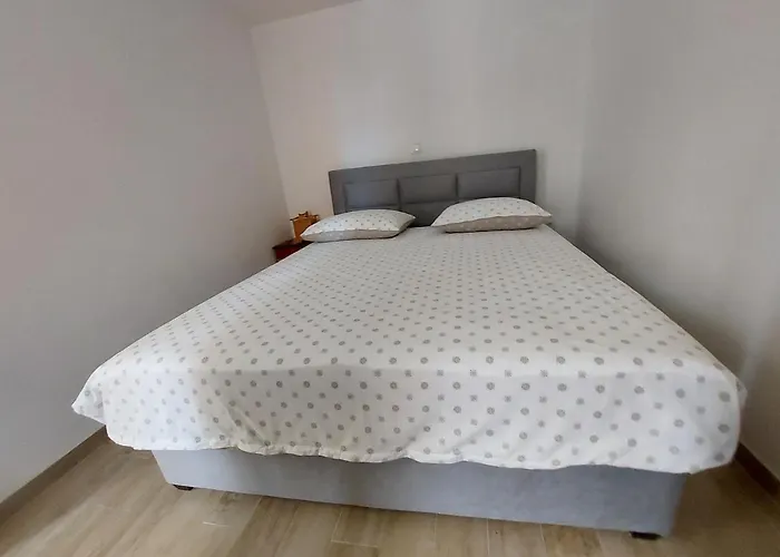 Buy Макарська